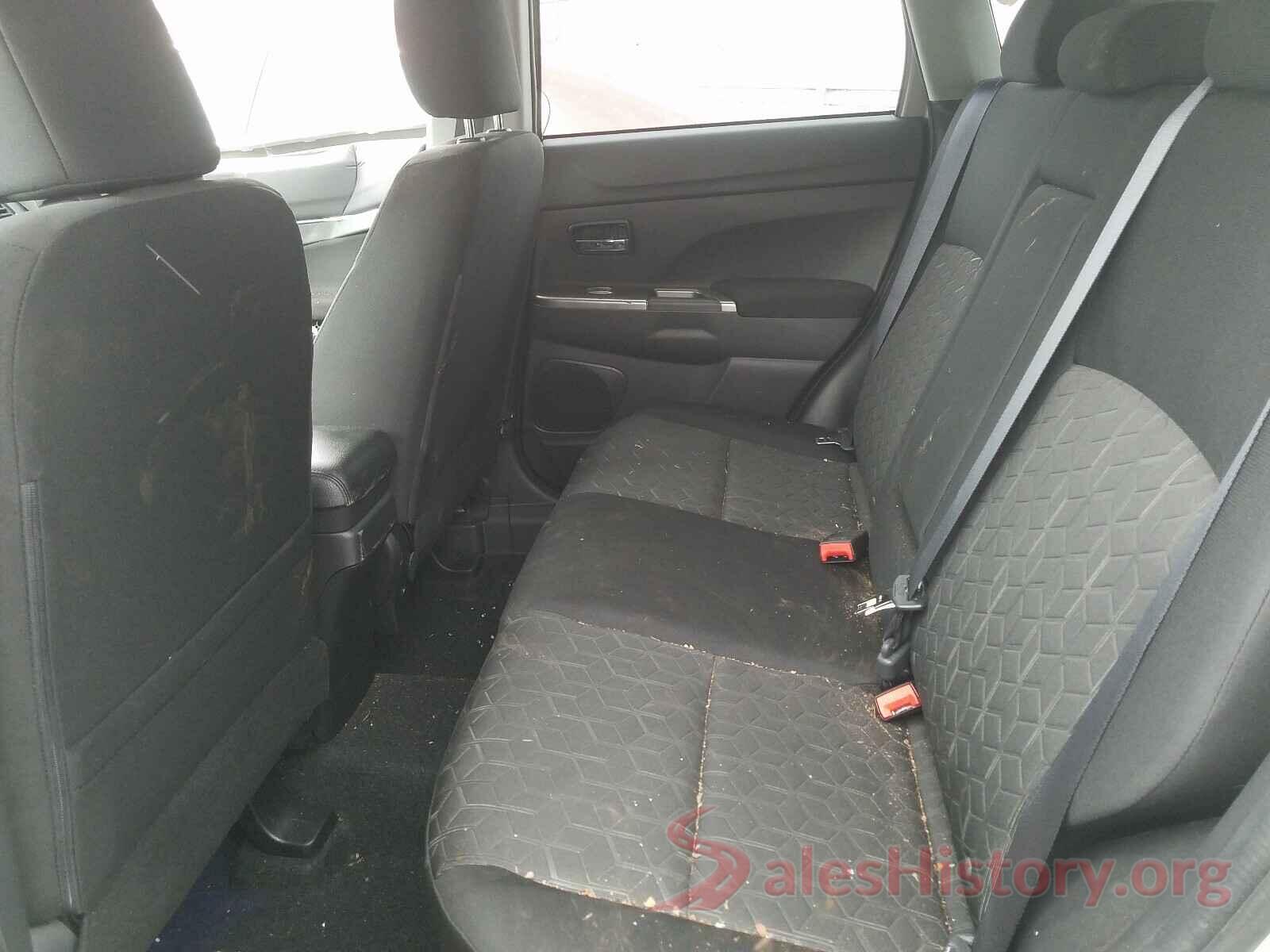 JA4ARUAUXMU011681 2021 MITSUBISHI OUTLANDER