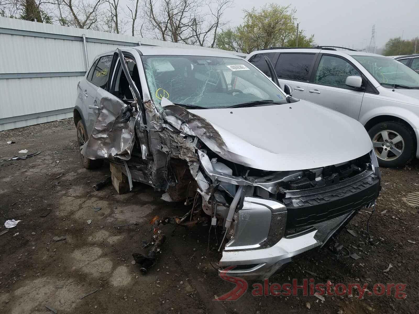 JA4ARUAUXMU011681 2021 MITSUBISHI OUTLANDER