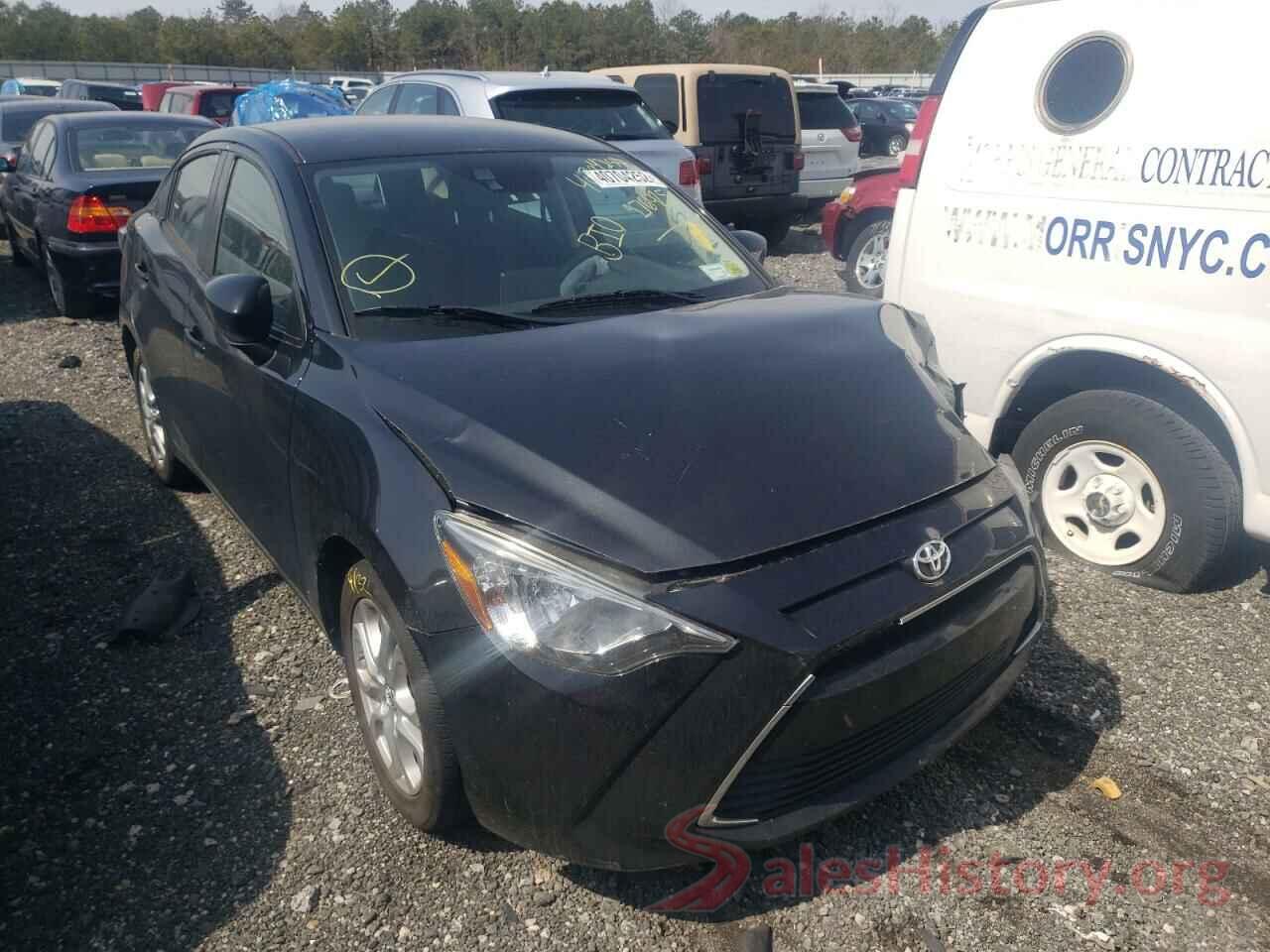 3MYDLBYV0HY176425 2017 TOYOTA YARIS