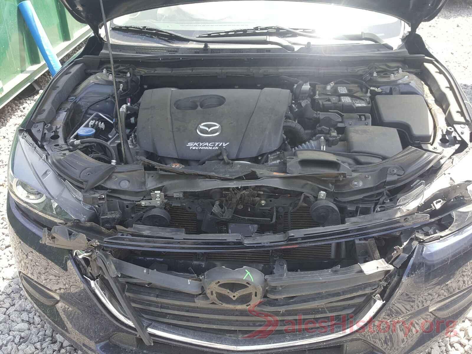 3MZBN1U73JM224155 2018 MAZDA 3