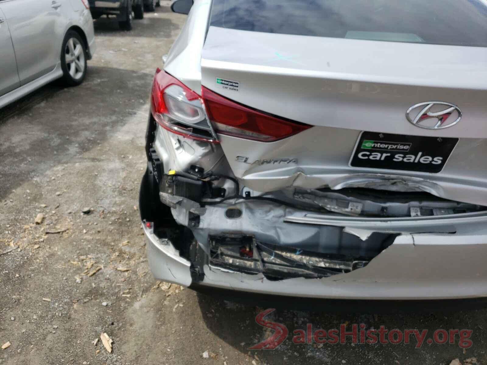 5NPD84LF8JH268820 2018 HYUNDAI ELANTRA