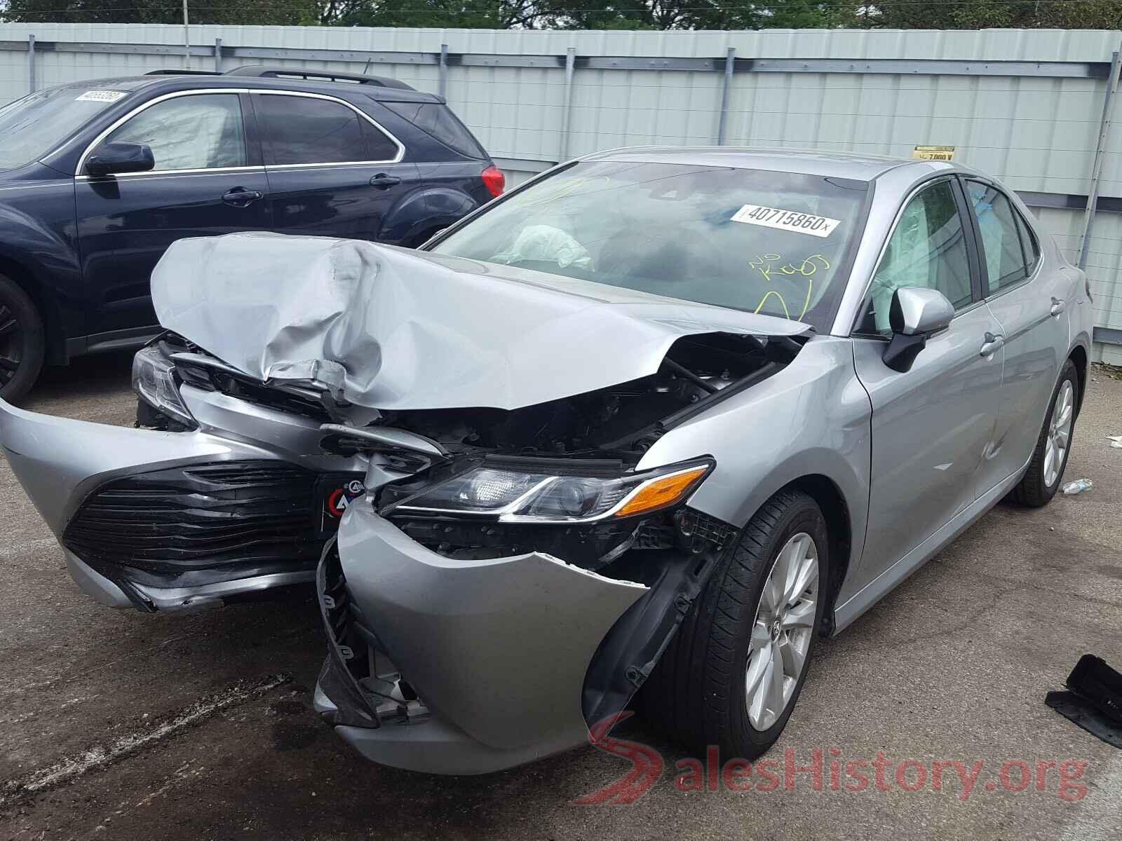 4T1B11HK9JU525467 2018 TOYOTA CAMRY