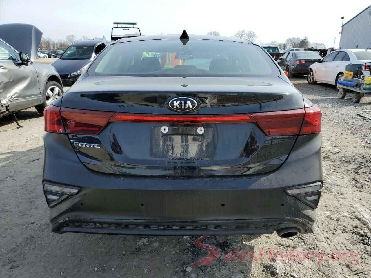 3KPF24AD9ME264456 2021 KIA FORTE