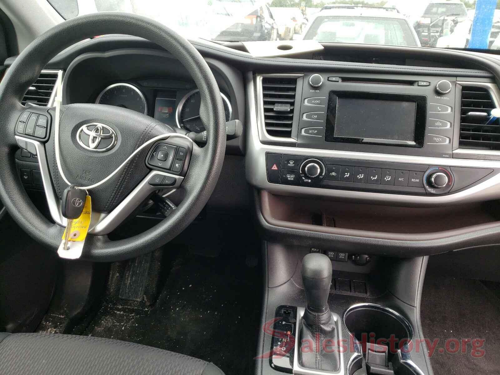 5TDZZRFH7JS263843 2018 TOYOTA HIGHLANDER