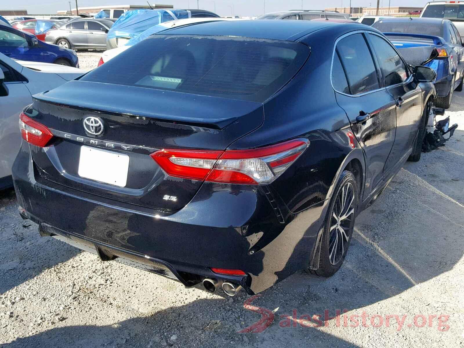 4T1B11HK0JU066457 2018 TOYOTA CAMRY