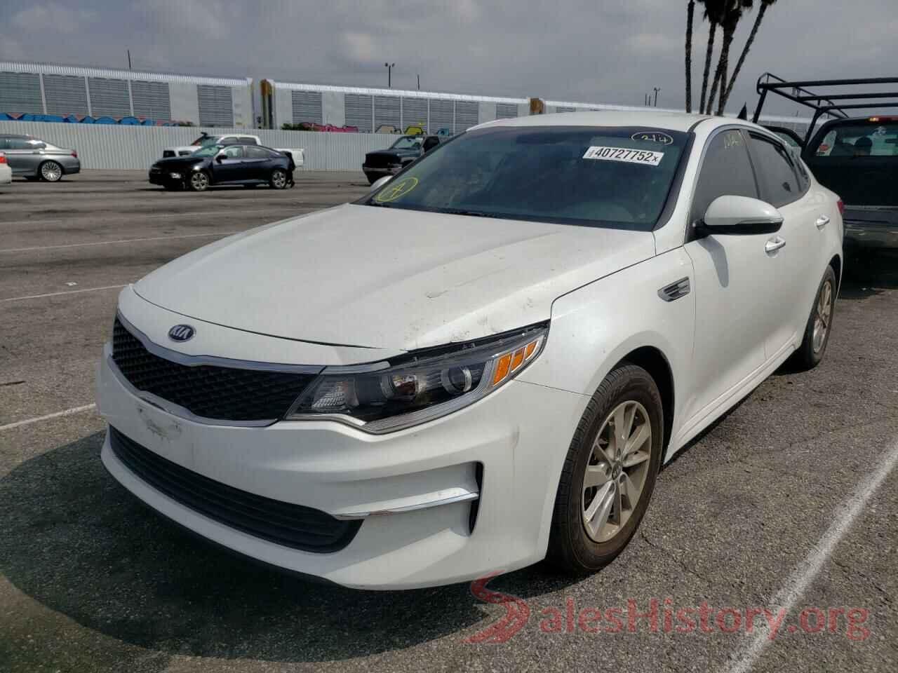 5XXGT4L35JG215120 2018 KIA OPTIMA