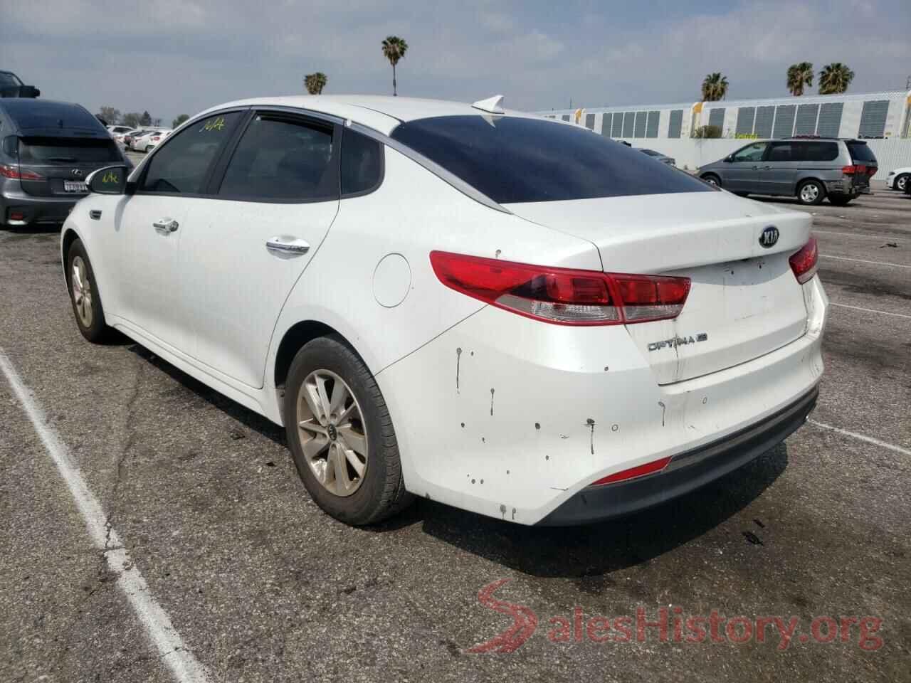 5XXGT4L35JG215120 2018 KIA OPTIMA