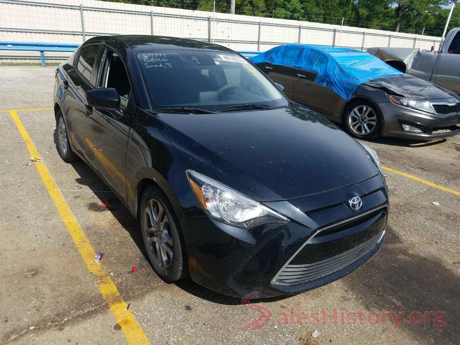 3MYDLBYV5HY152976 2017 TOYOTA YARIS