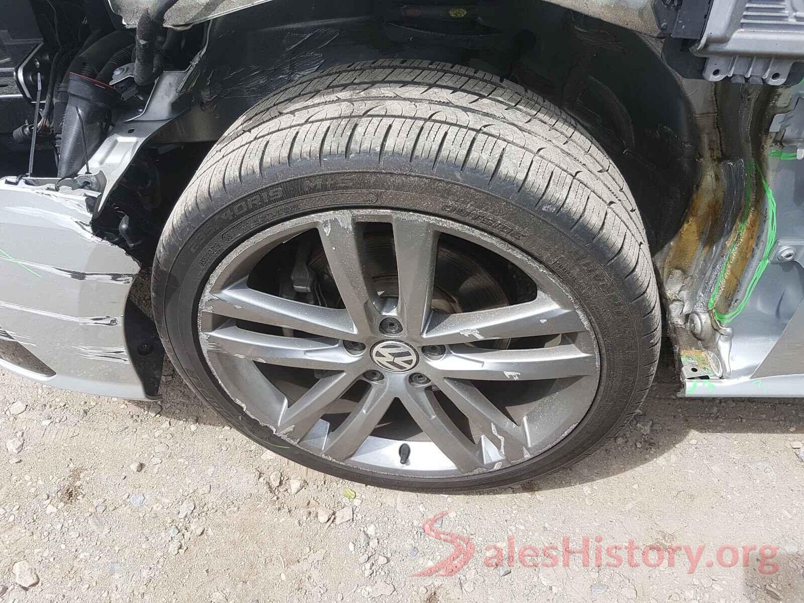 1VWAA7A36JC006711 2018 VOLKSWAGEN PASSAT