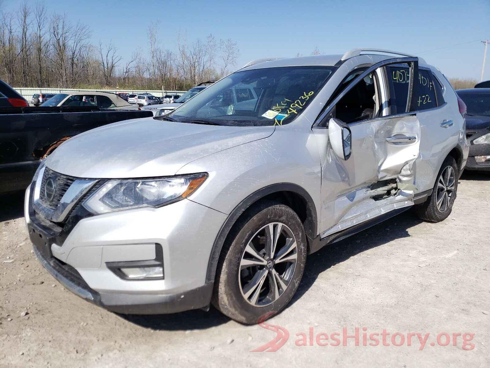 5N1AT2MT3JC777506 2018 NISSAN ROGUE