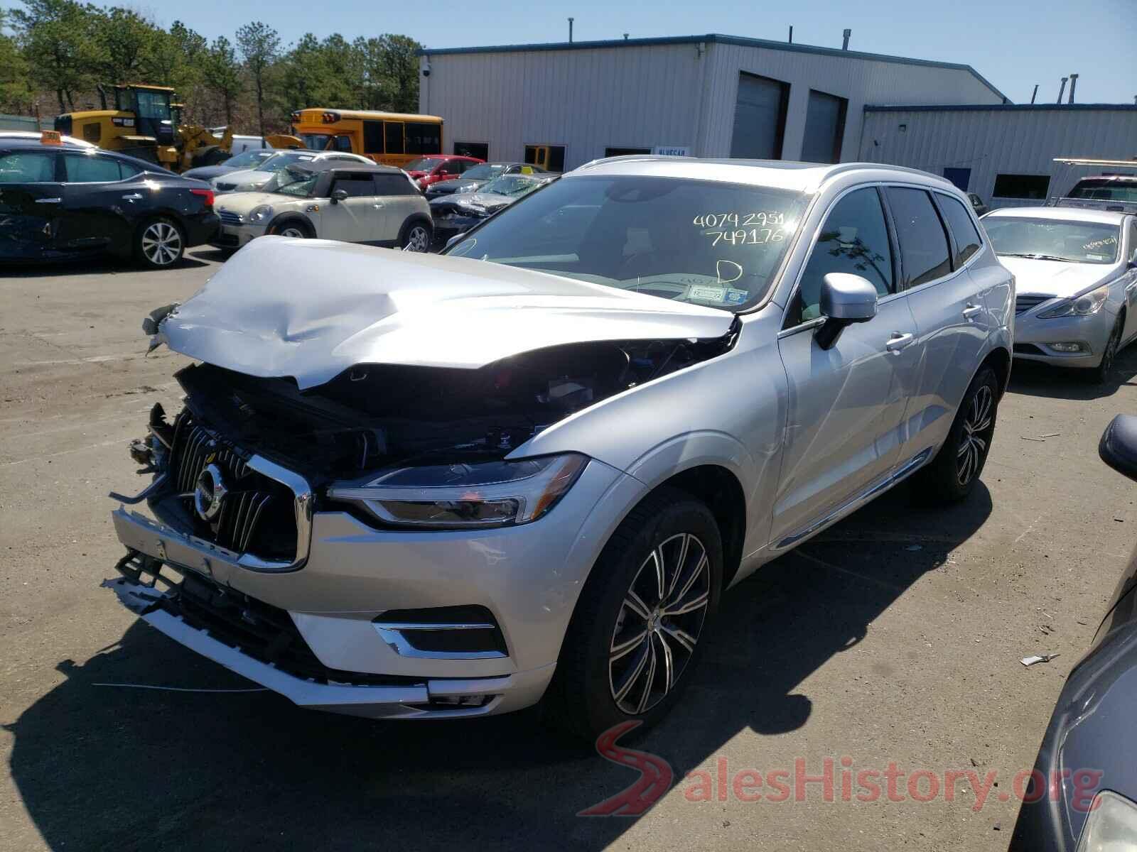 YV4102RL7M1749176 2021 VOLVO XC60