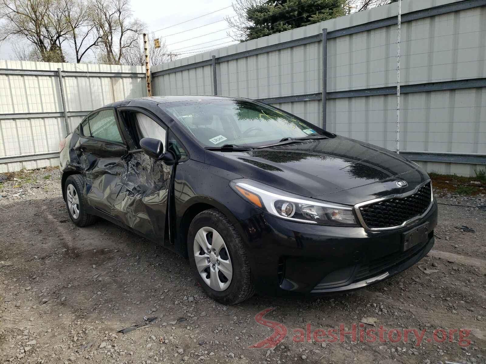 3KPFK4A77JE213592 2018 KIA FORTE