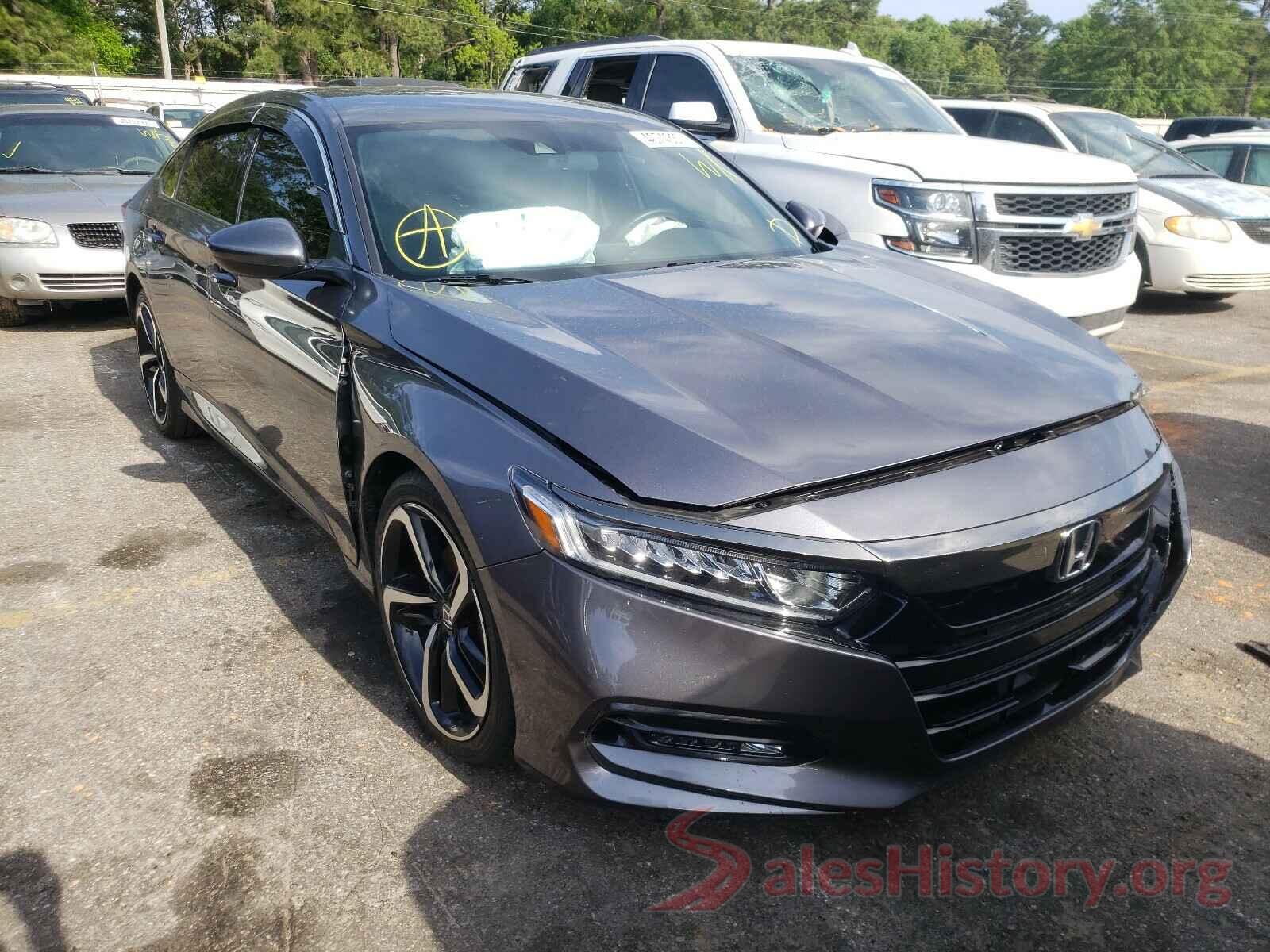 1HGCV1F30JA051467 2018 HONDA ACCORD