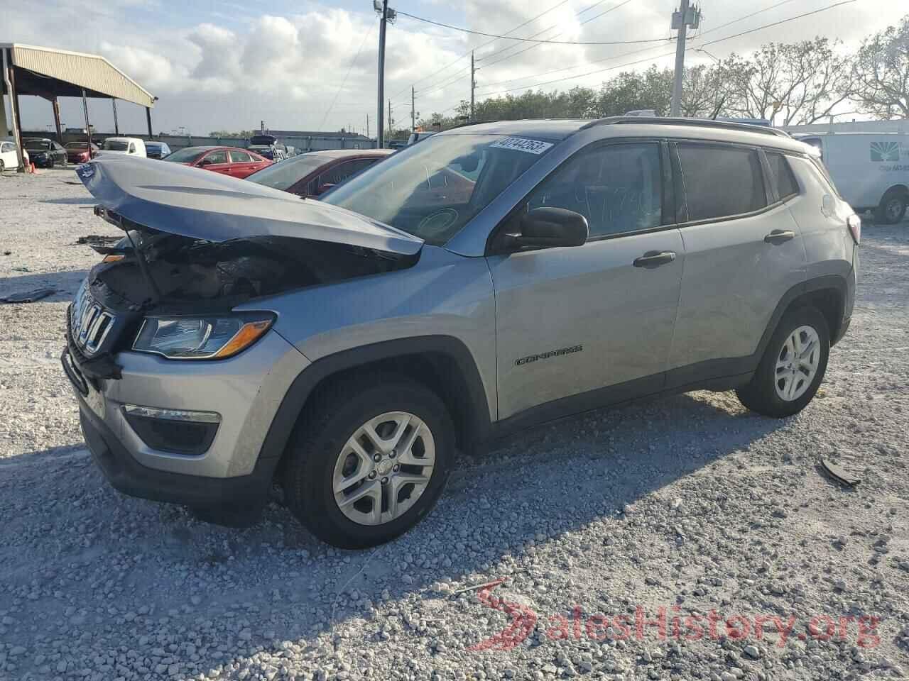 3C4NJCAB8JT223900 2018 JEEP COMPASS