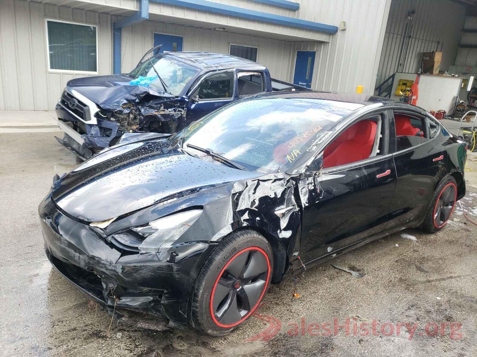 5YJ3E1EAXKF395623 2019 TESLA MODEL 3