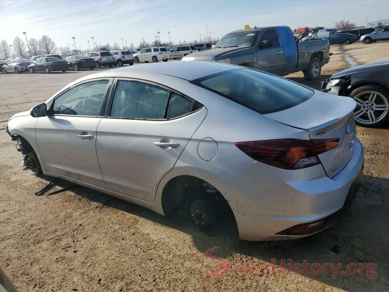 5NPD74LF4KH469358 2019 HYUNDAI ELANTRA