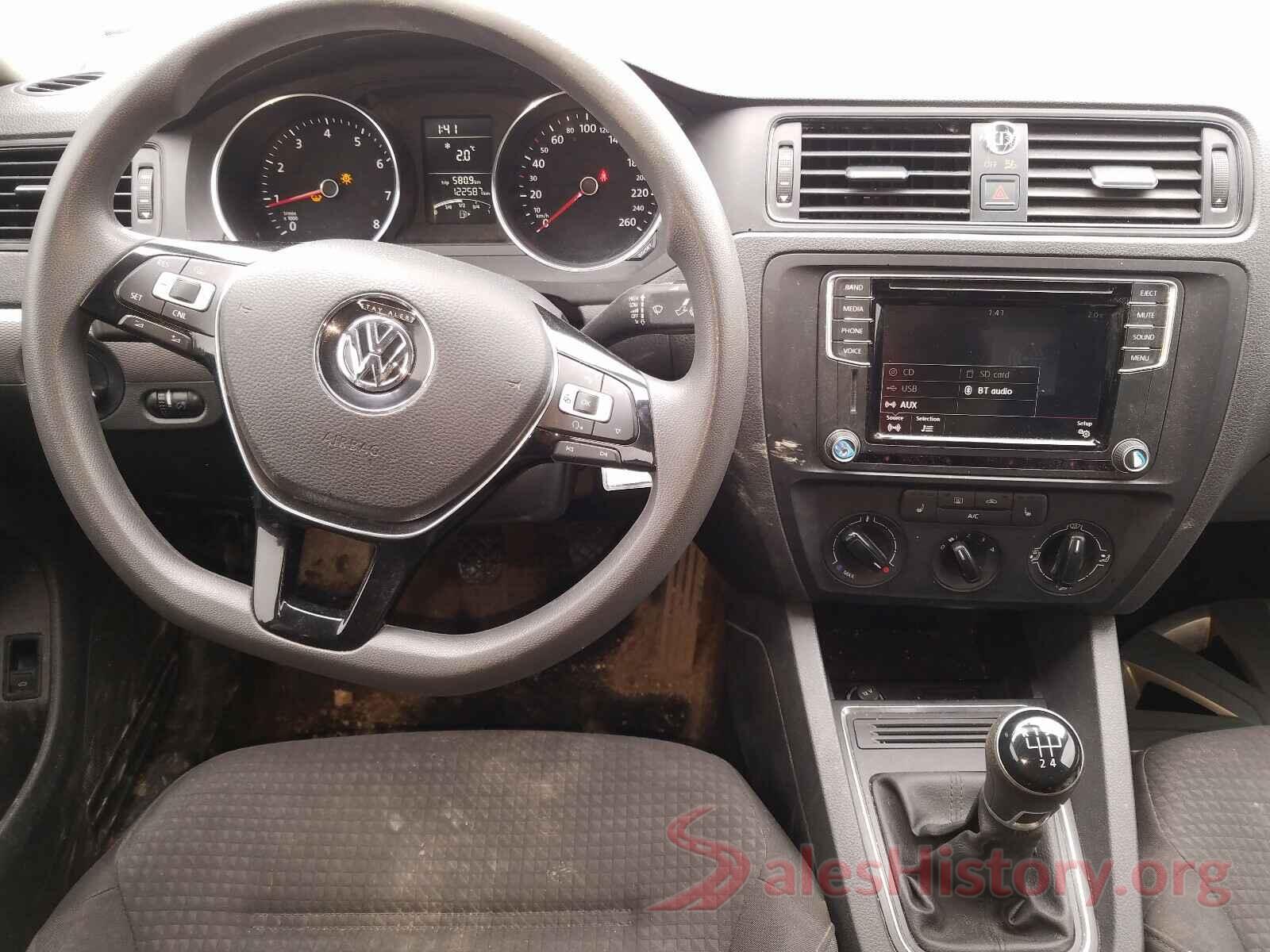 3VW167AJ9HM207396 2017 VOLKSWAGEN JETTA