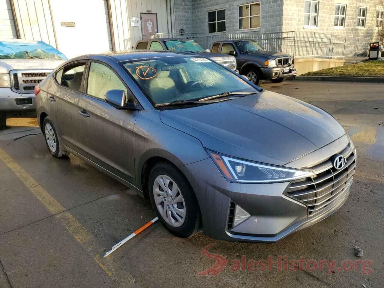 5NPD74LF9KH485684 2019 HYUNDAI ELANTRA