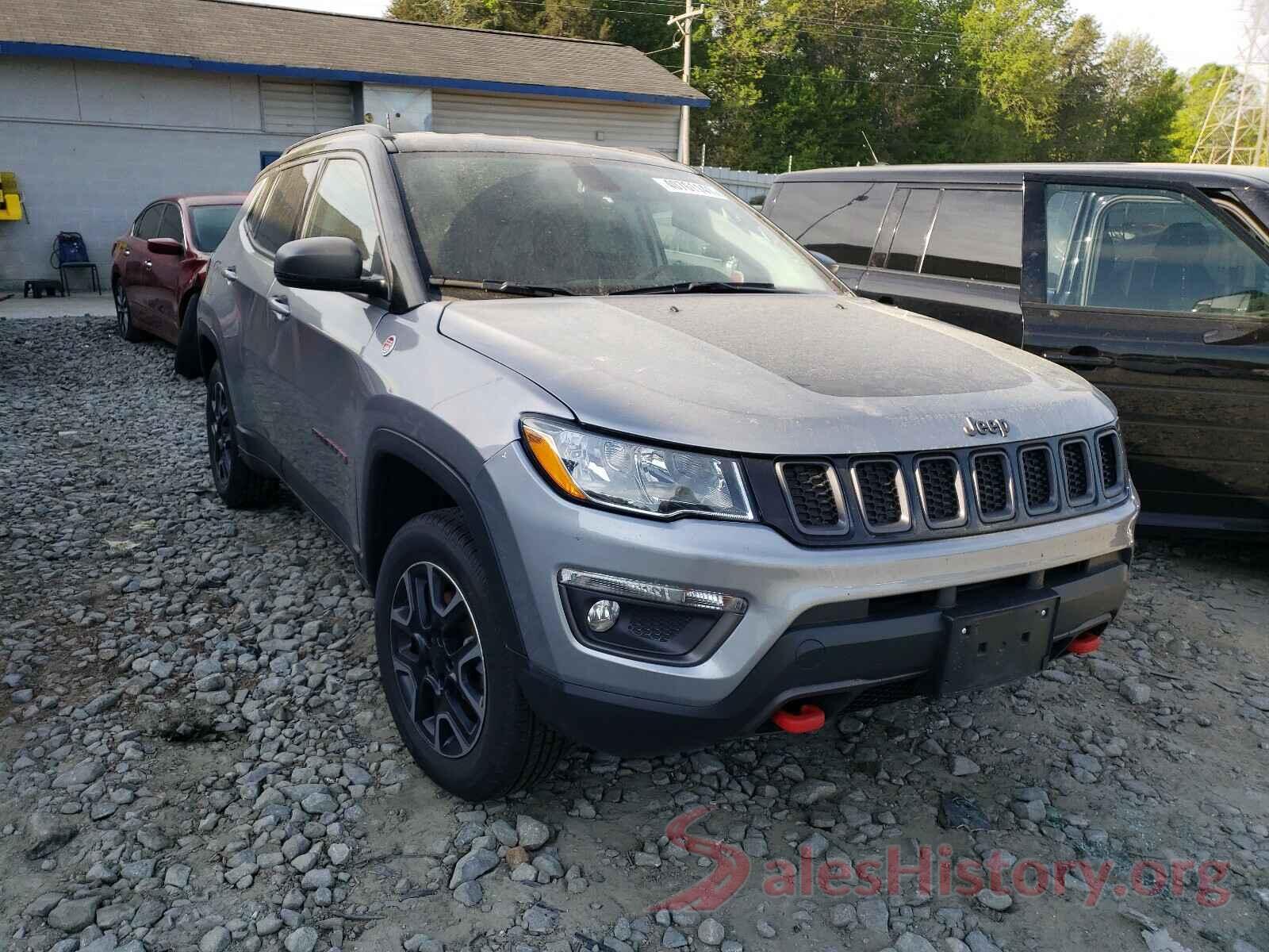 3C4NJDDB4KT722325 2019 JEEP COMPASS