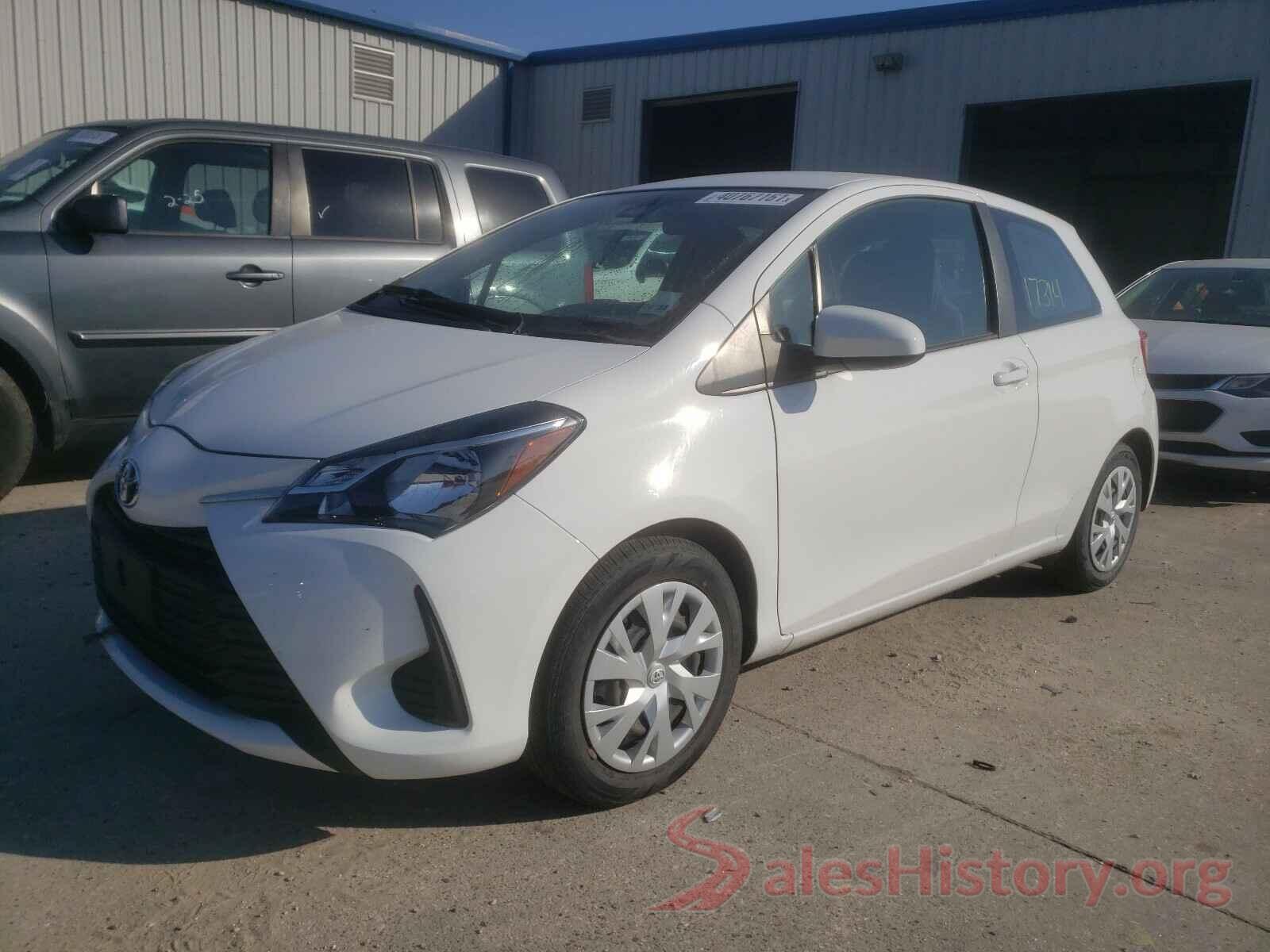 VNKJTUD3XJA093975 2018 TOYOTA YARIS