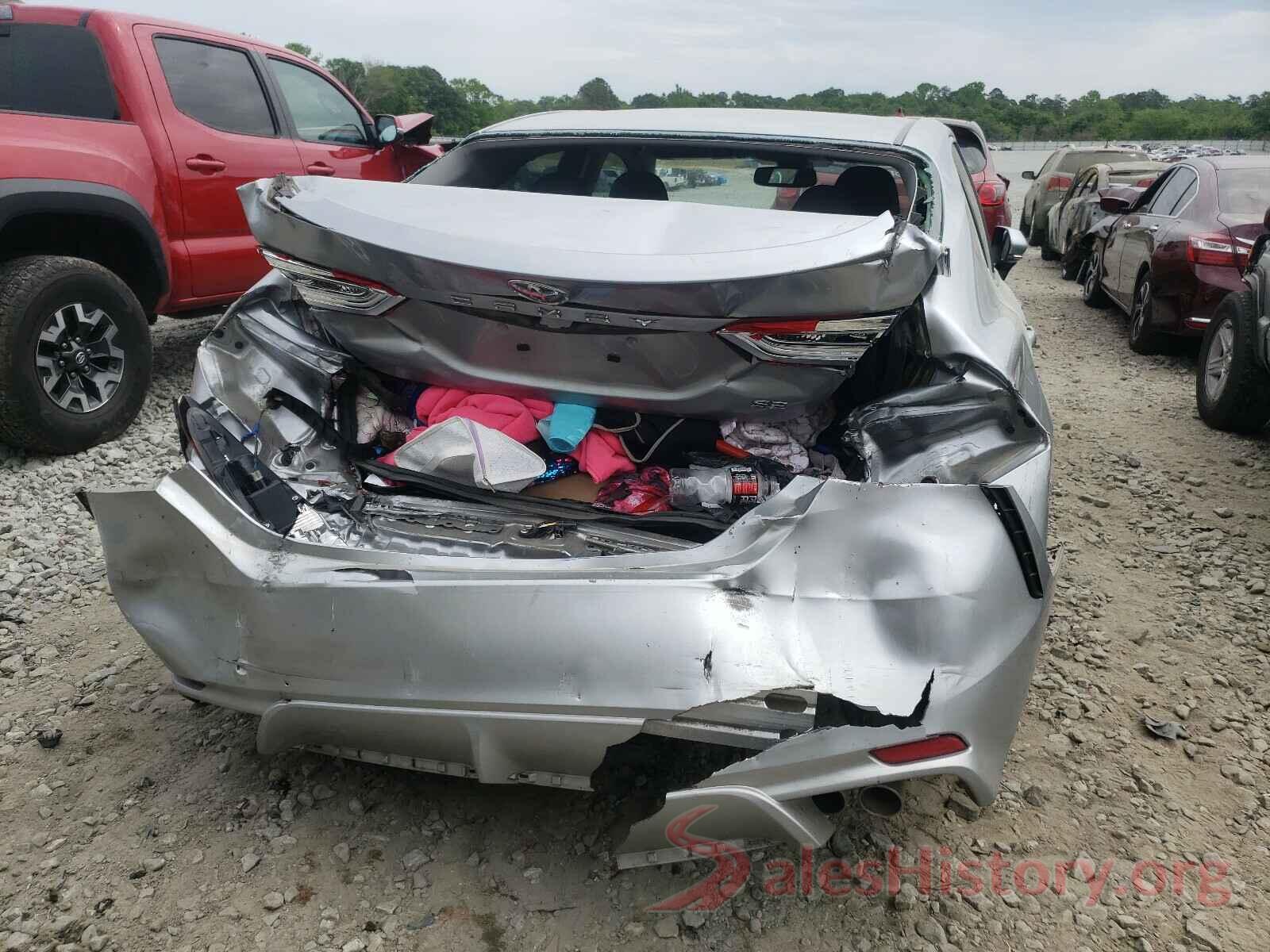 4T1B11HK1JU061039 2018 TOYOTA CAMRY