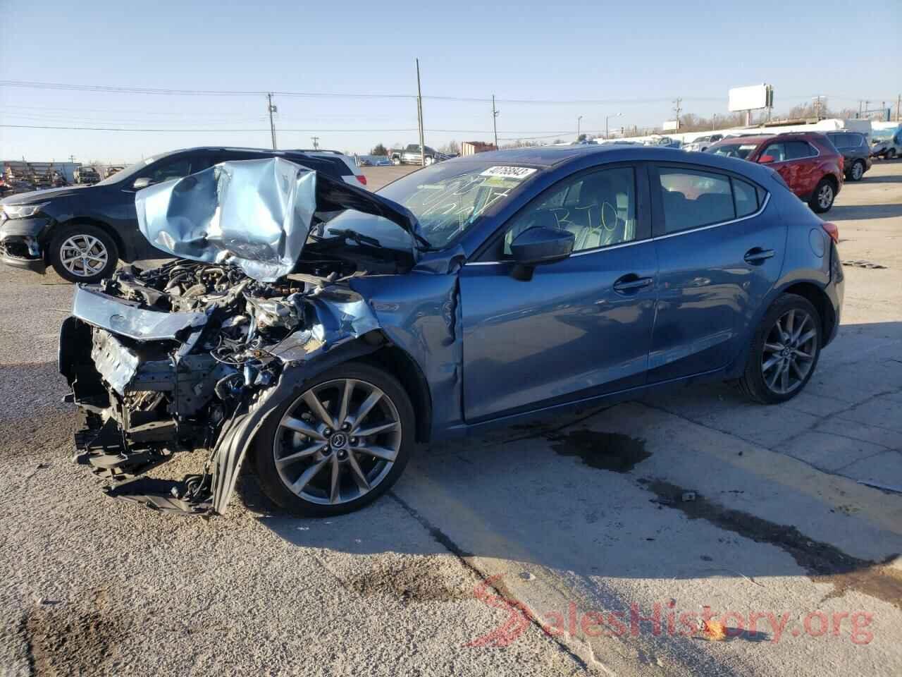 3MZBN1L36JM213732 2018 MAZDA 3