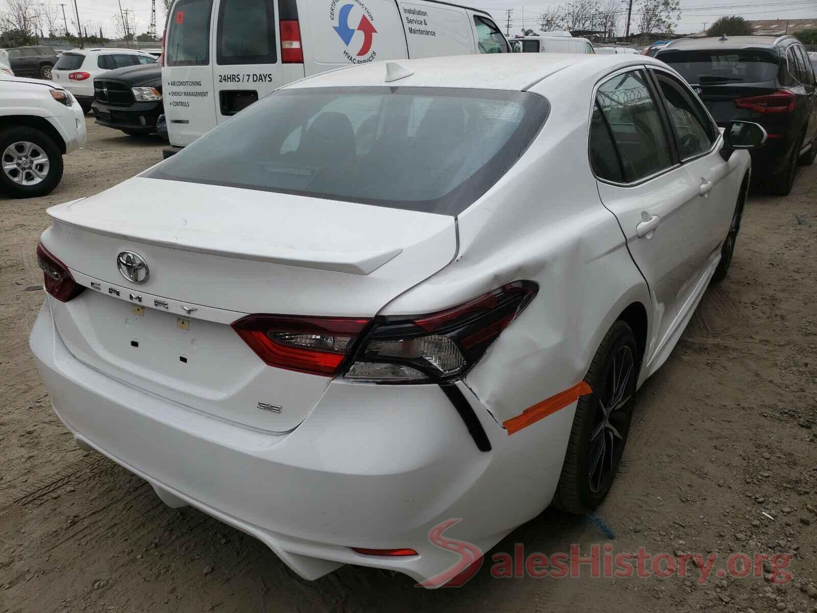 4T1G11AK7MU525519 2021 TOYOTA CAMRY