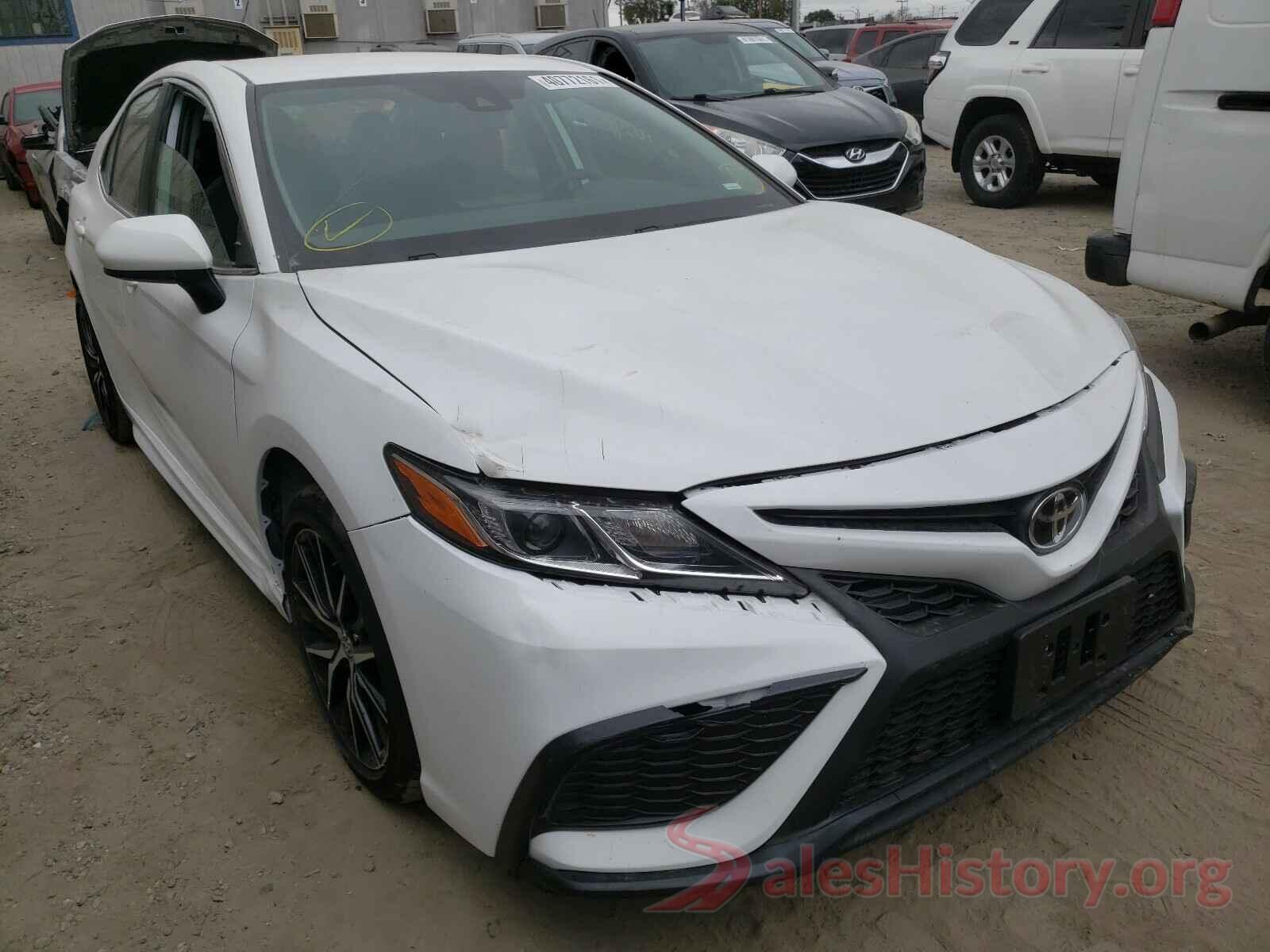 4T1G11AK7MU525519 2021 TOYOTA CAMRY