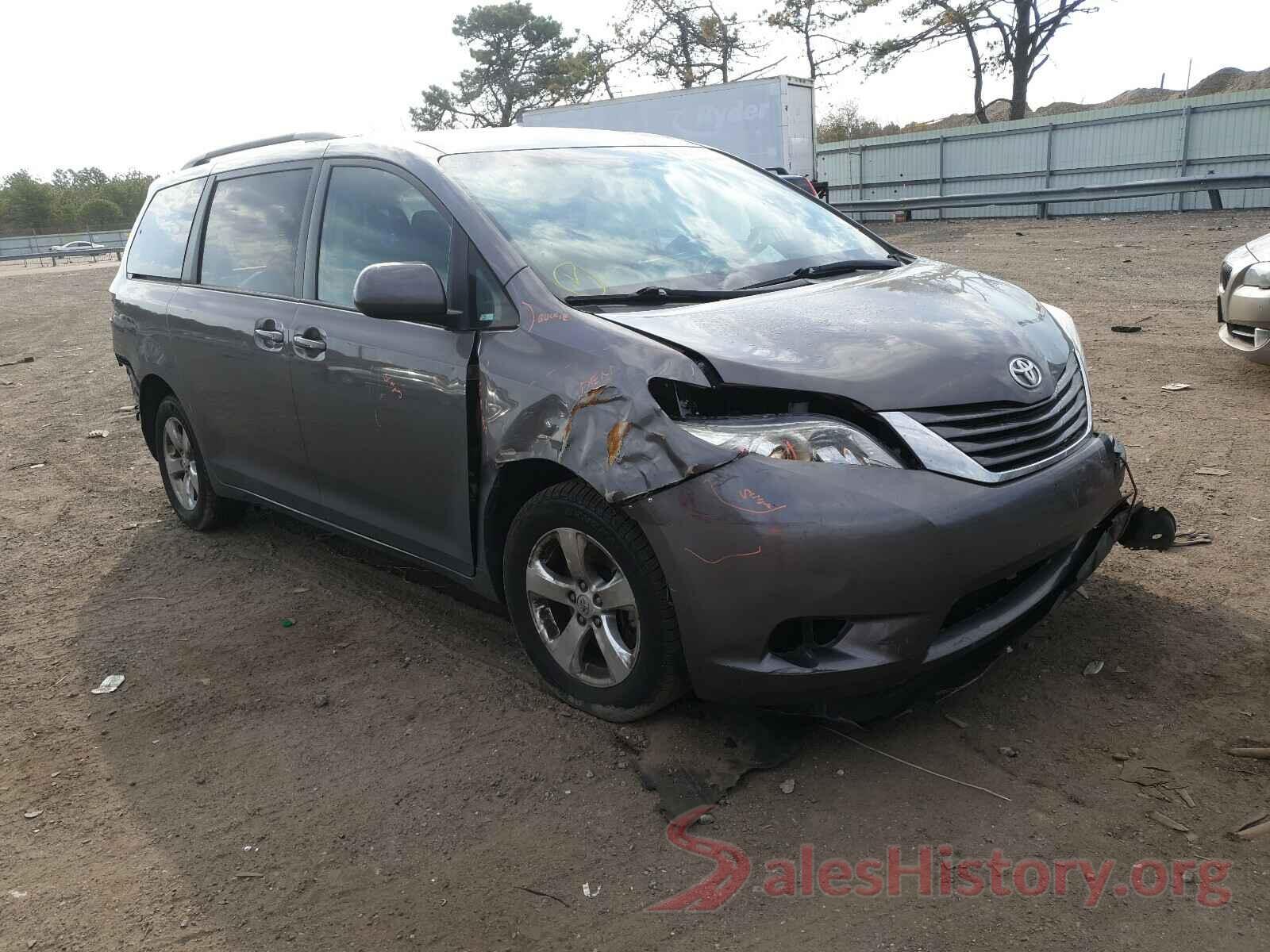 5TDKK3DC3GS742005 2016 TOYOTA SIENNA