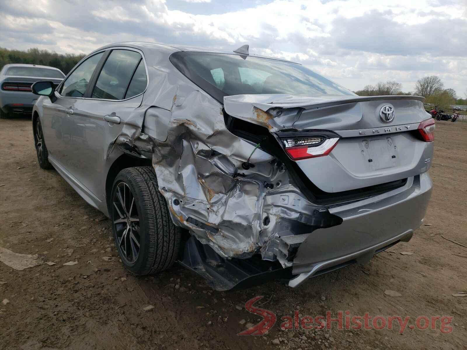 4T1G11AK4MU406231 2021 TOYOTA CAMRY