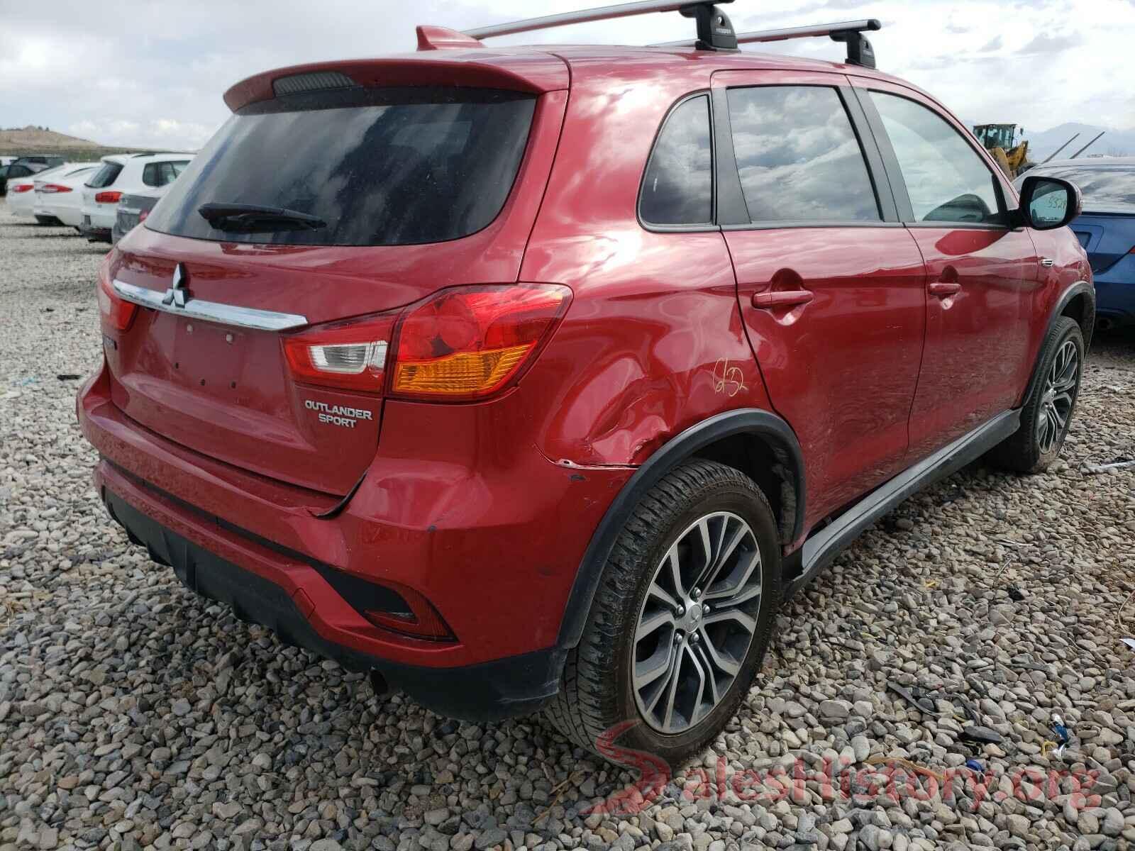 JA4AP3AU8JZ004078 2018 MITSUBISHI OUTLANDER