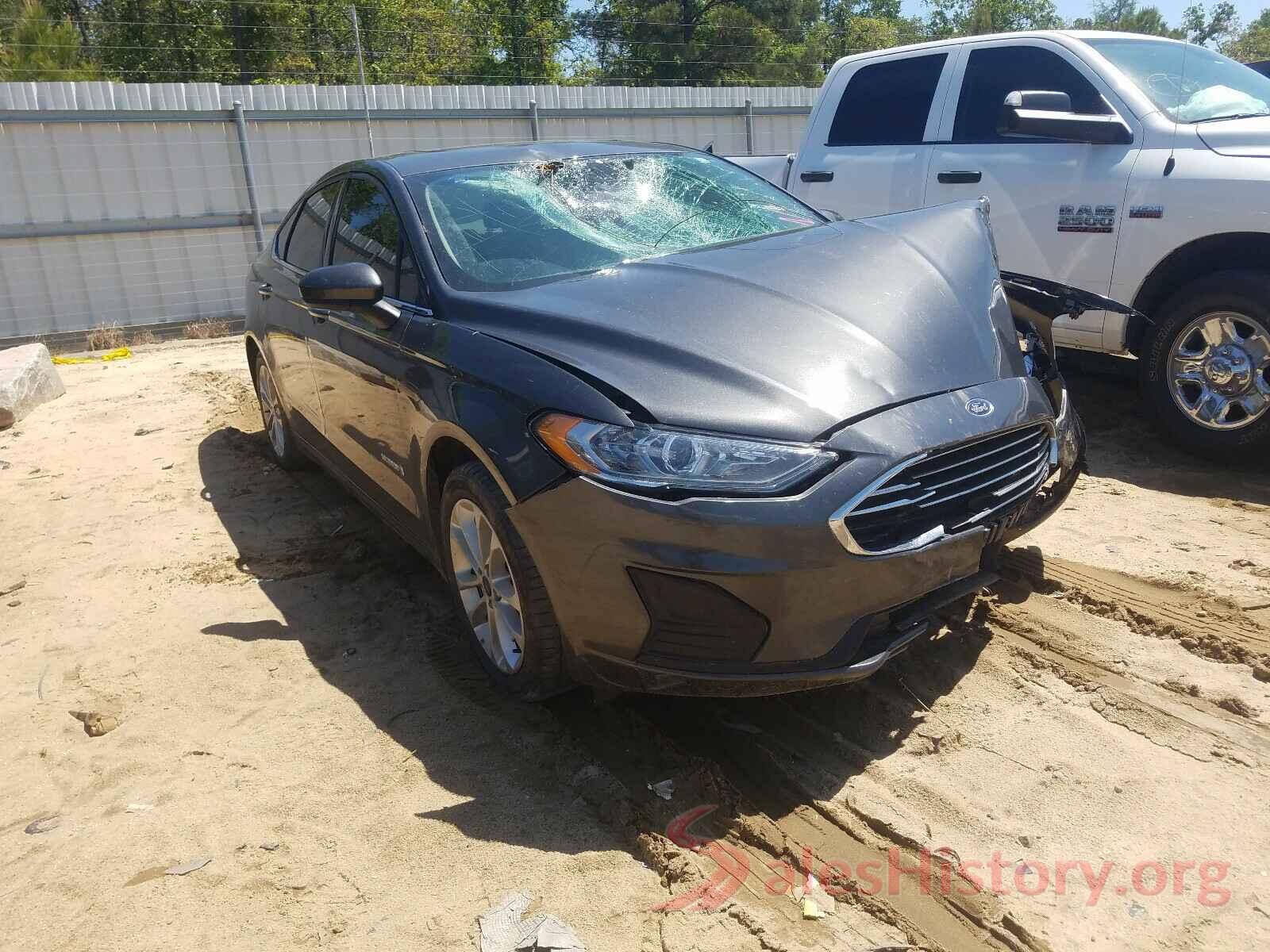 3FA6P0LU3KR187568 2019 FORD FUSION