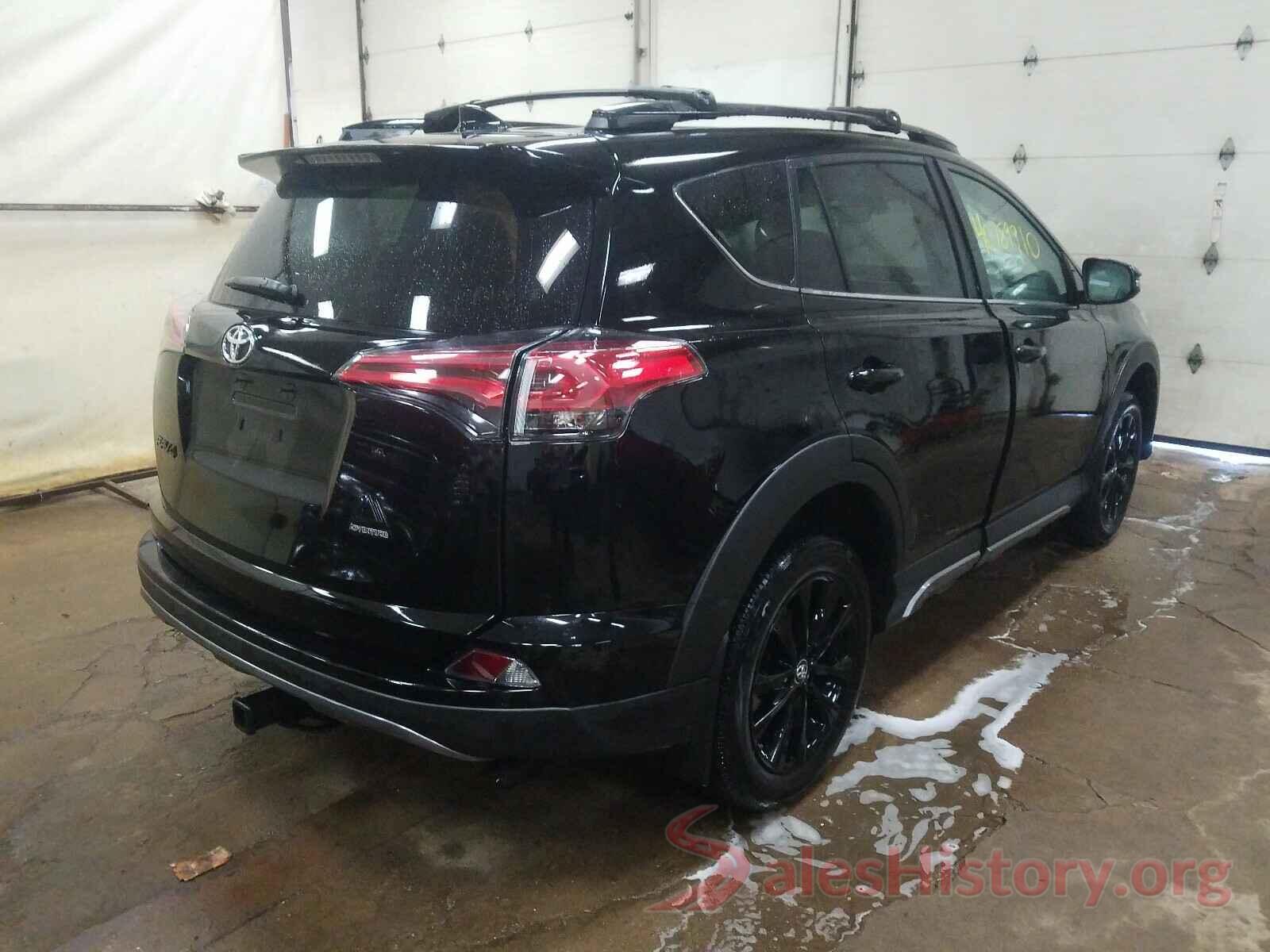 2T3RFREV2JW842608 2018 TOYOTA RAV4