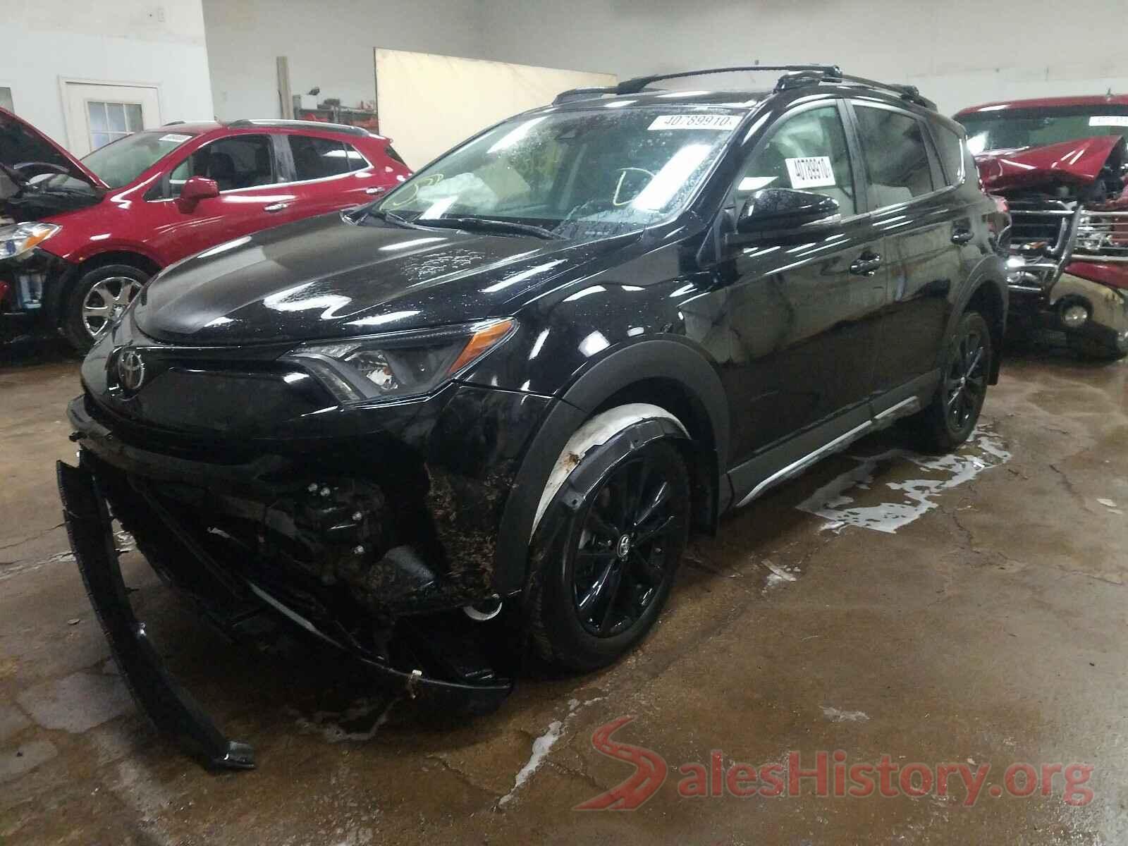 2T3RFREV2JW842608 2018 TOYOTA RAV4