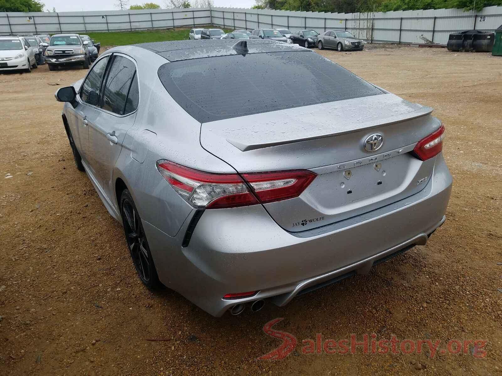 4T1B61HK5JU073695 2018 TOYOTA CAMRY