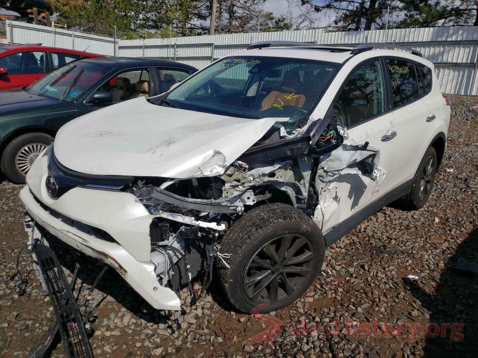 2T3DFREV9JW715445 2018 TOYOTA RAV4