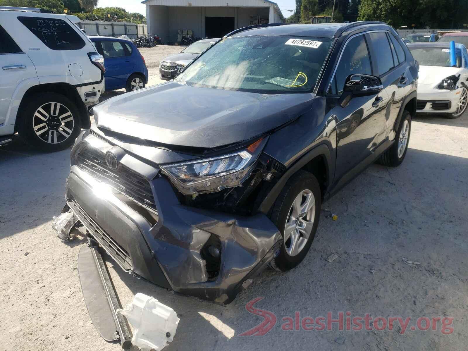 2T3W1RFV2KC006431 2019 TOYOTA RAV4