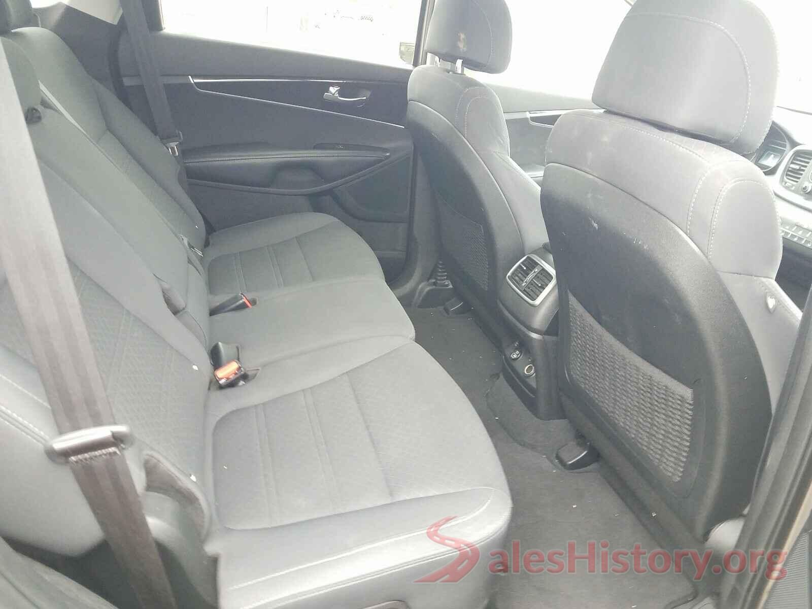 5XYPGDA51HG313219 2017 KIA SORENTO