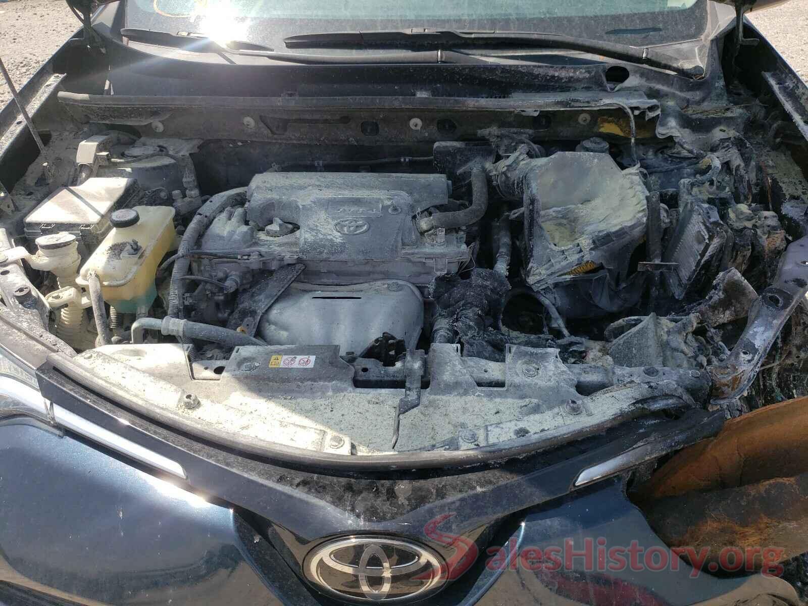 JTMZFREV9JJ163806 2018 TOYOTA RAV4