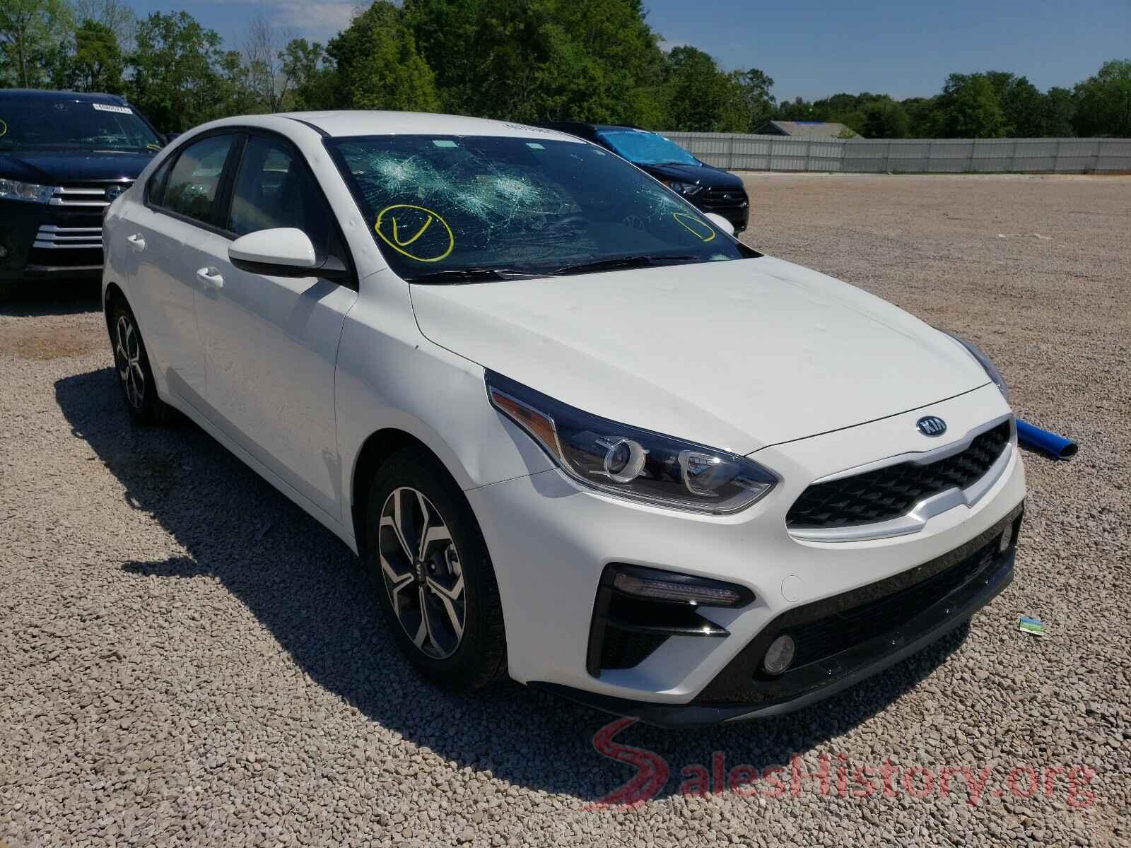 3KPF24AD8ME313405 2021 KIA FORTE