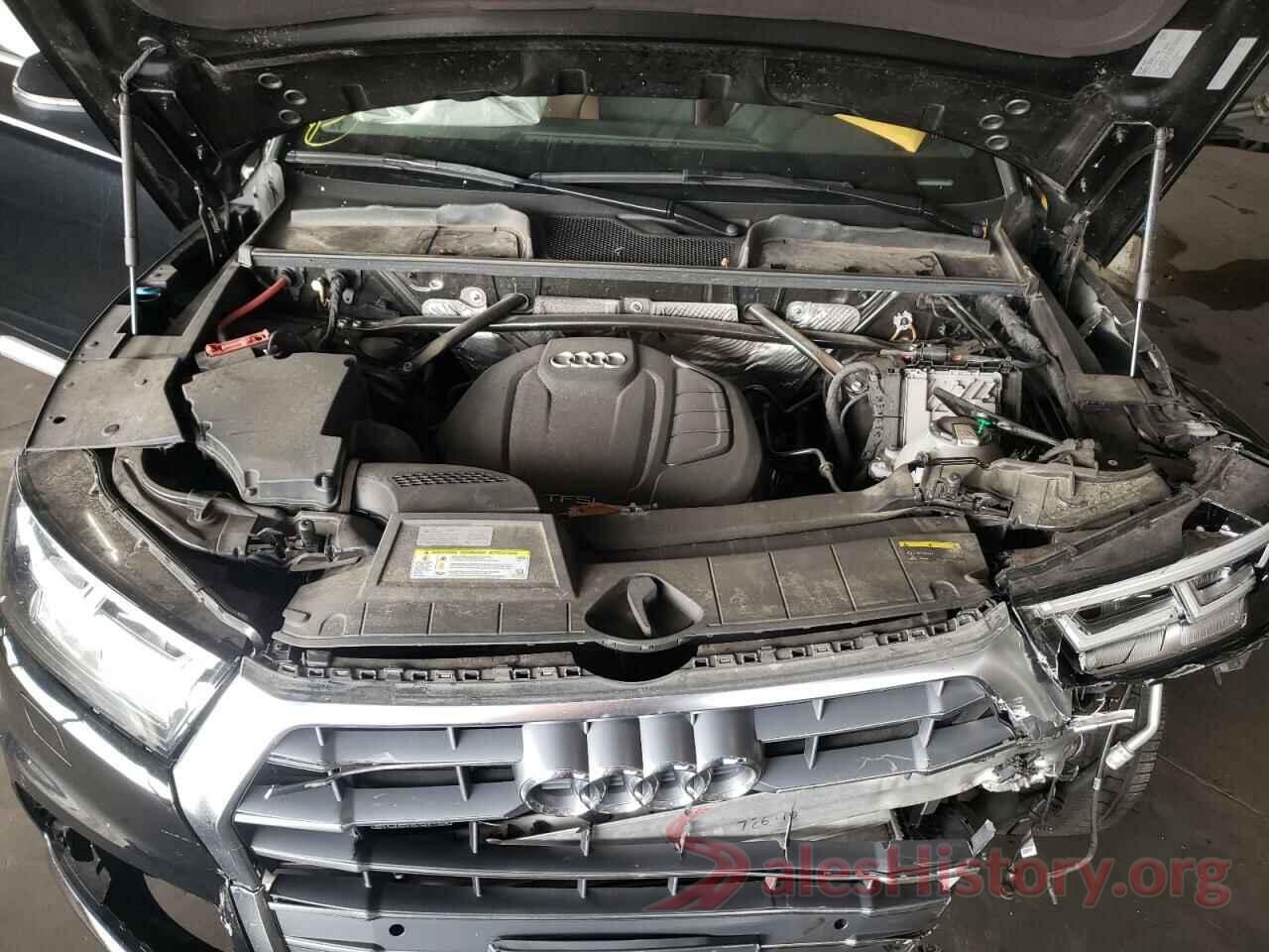 WA1BNAFY0J2058073 2018 AUDI Q5