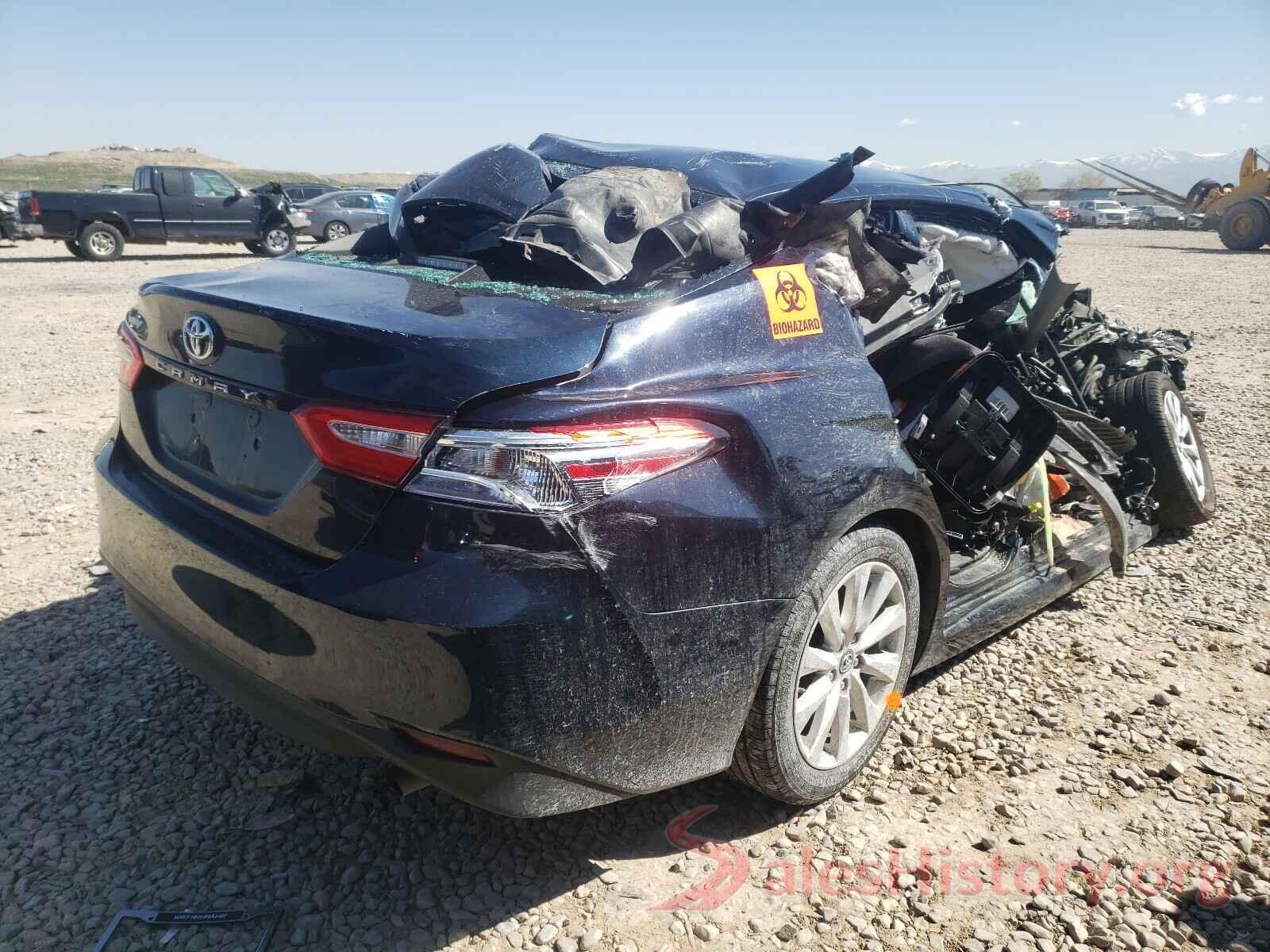 4T1B11HK9JU513237 2018 TOYOTA CAMRY