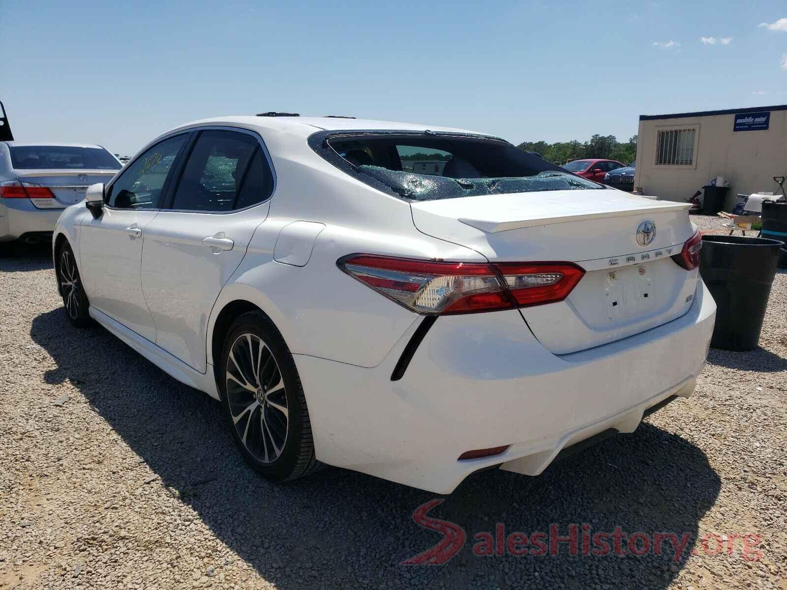 4T1B11HK2JU539193 2018 TOYOTA CAMRY