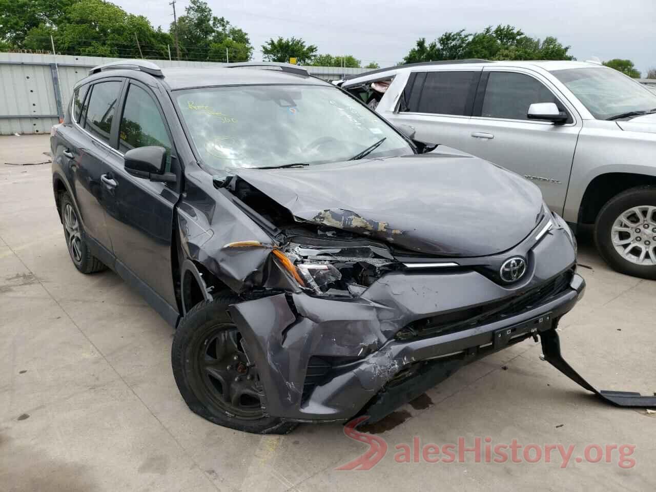 2T3ZFREV0HW345065 2017 TOYOTA RAV4