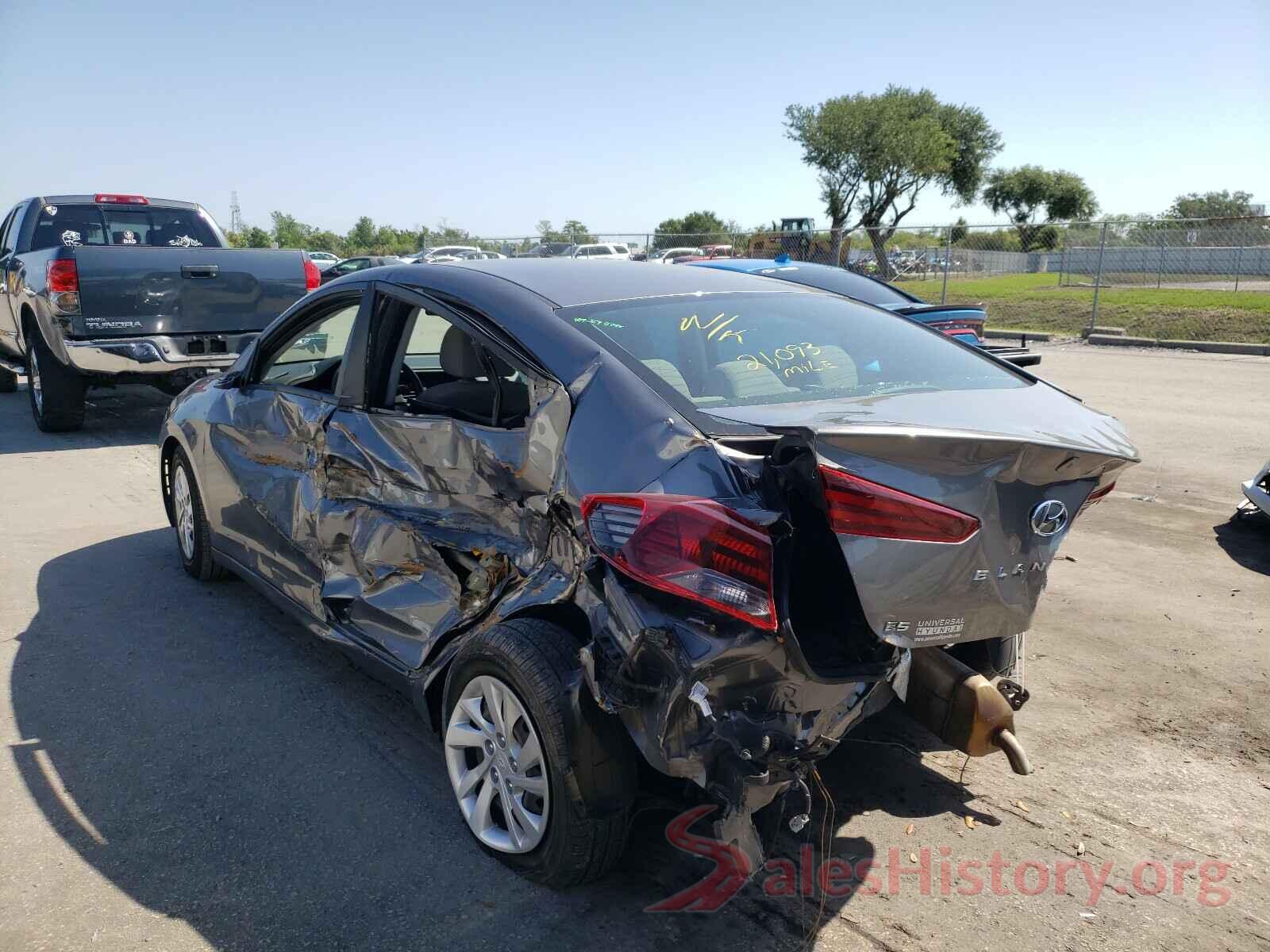 5NPD74LF0KH498002 2019 HYUNDAI ELANTRA