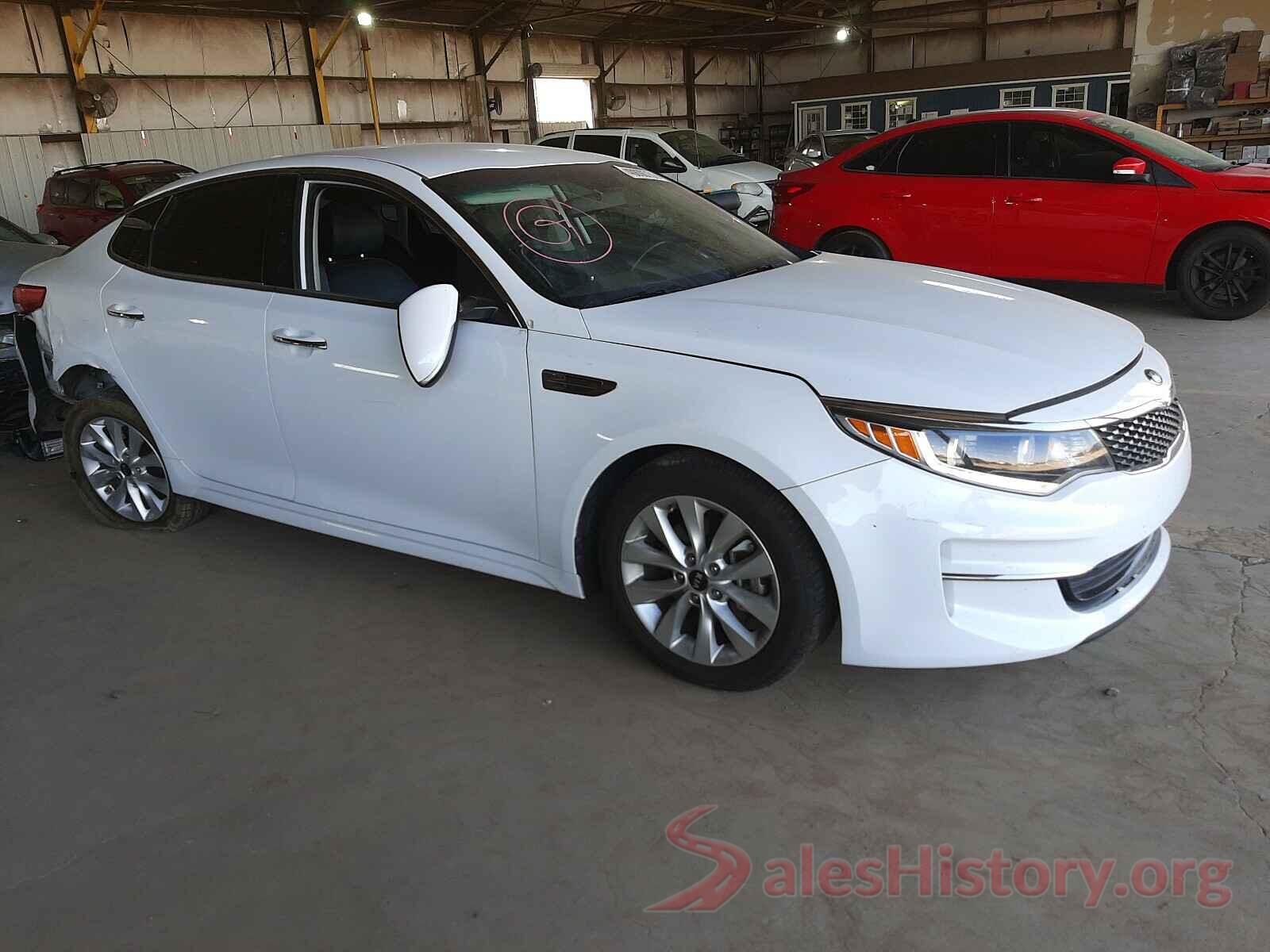 5XXGU4L3XHG121614 2017 KIA OPTIMA