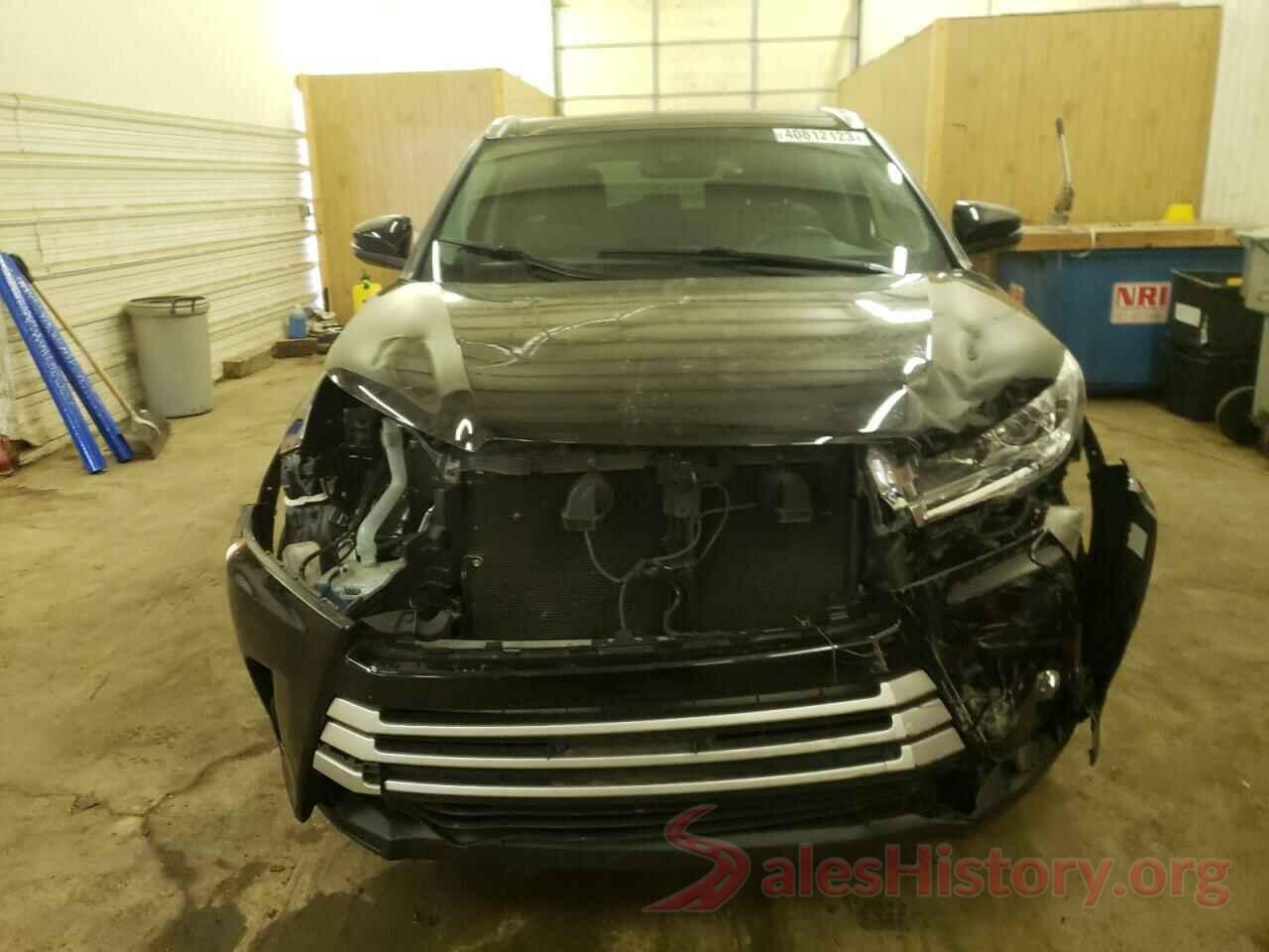 5TDJZRFH6JS526966 2018 TOYOTA HIGHLANDER