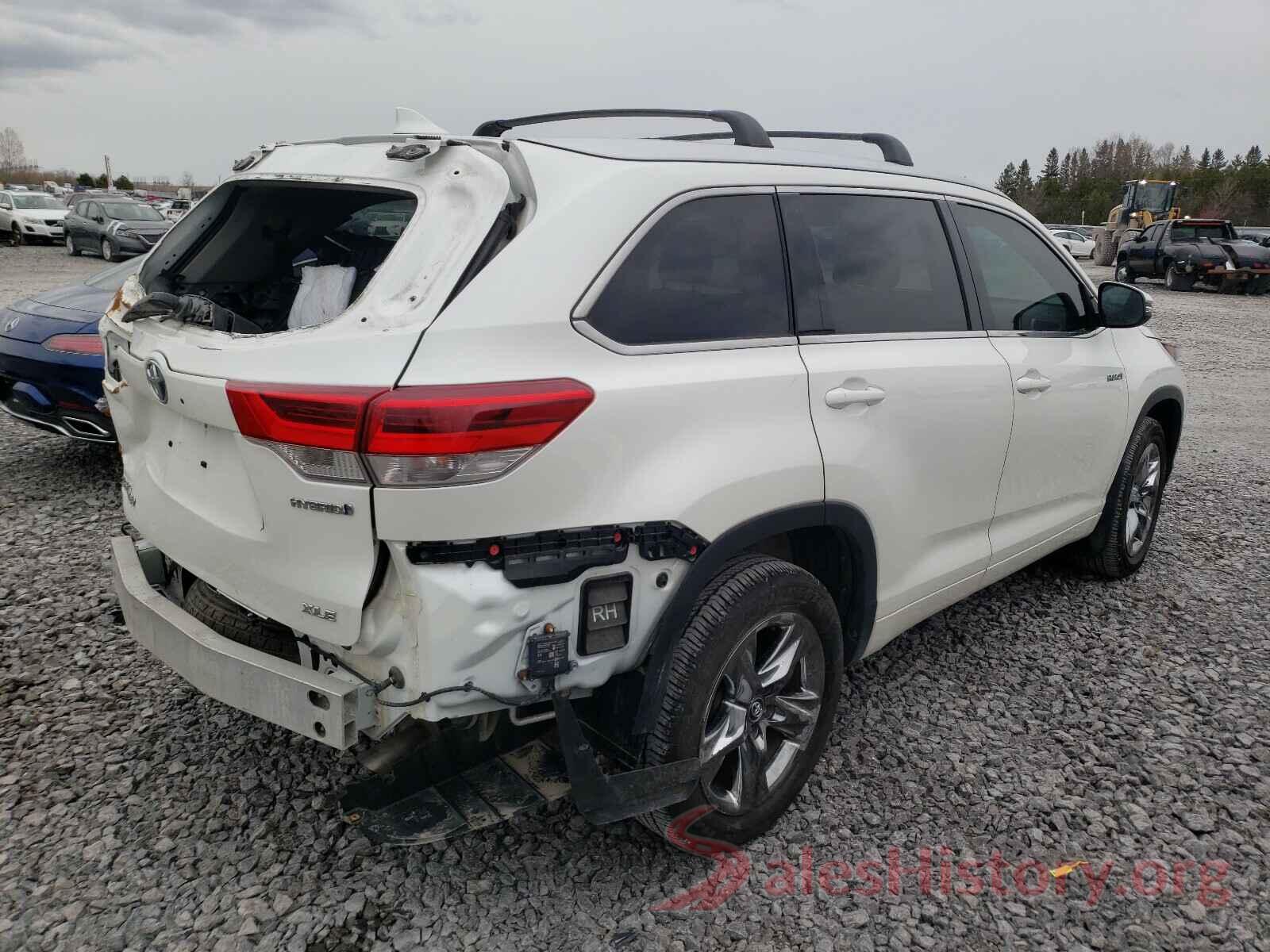 5TDJGRFH8JS043890 2018 TOYOTA HIGHLANDER