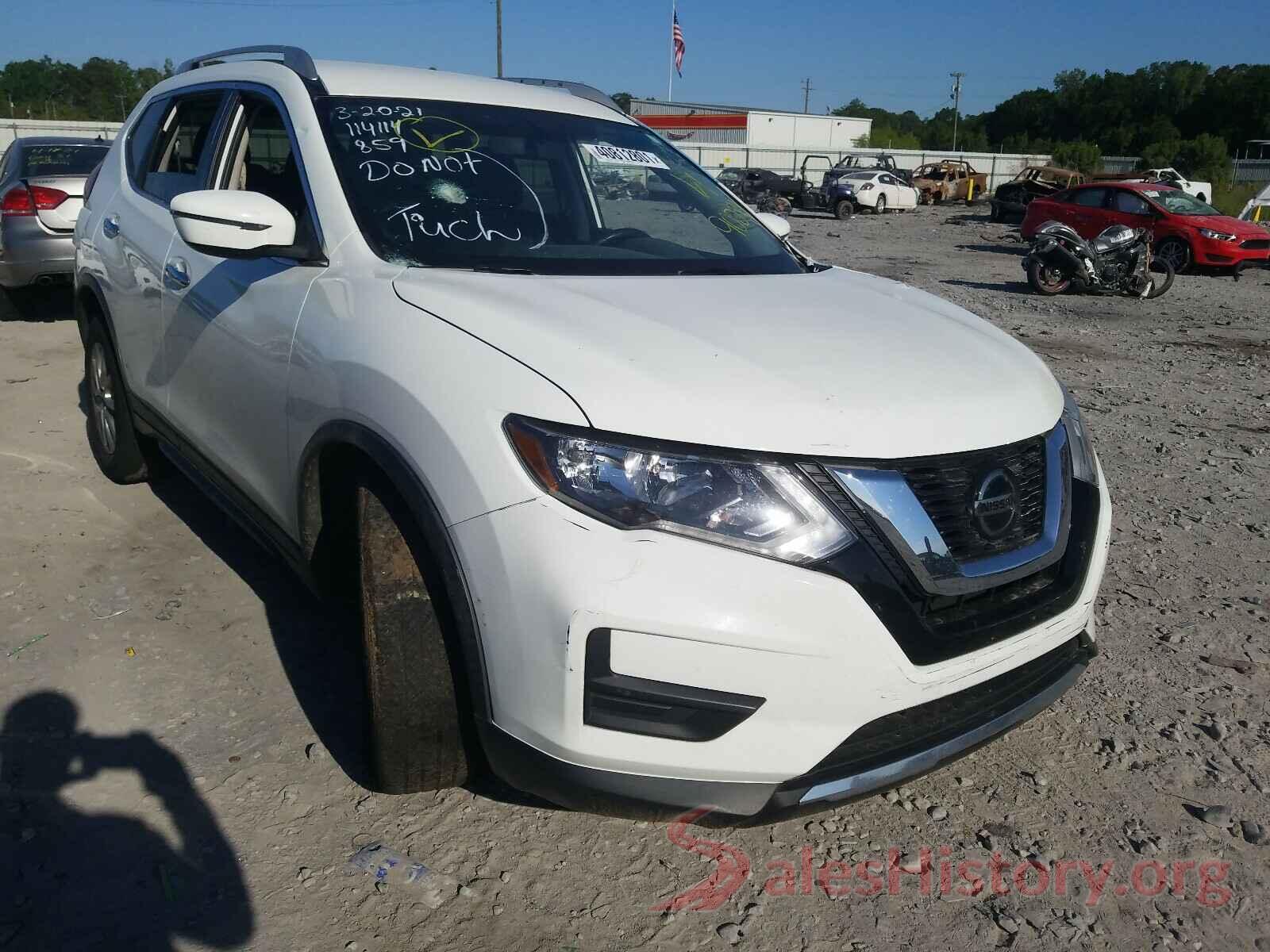 KNMAT2MT3JP589579 2018 NISSAN ROGUE