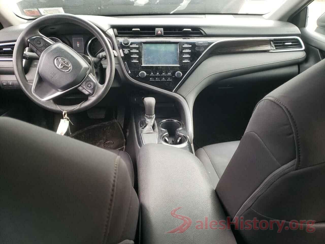 4T1B11HK3JU581887 2018 TOYOTA CAMRY